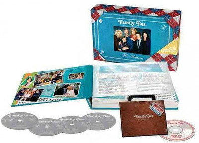 

FAMILY TIES:COMPLETE SERIES(DVD English)