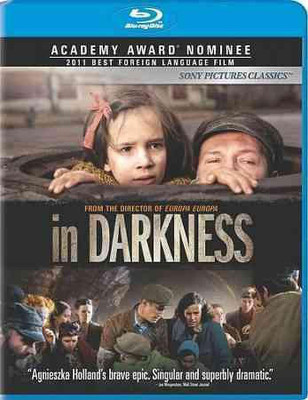 

IN DARKNESS(Blu-ray English)