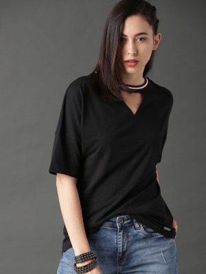 Roadster Solid Women Round Neck Black T-Shirt