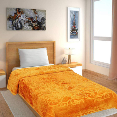 Oshano Solid Double Mink Blanket for  Heavy Winter(Polyester, golden)