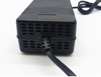 LaptrusT 42V 3A Smart Charger for CE FCC CB PSE 126 W Adapter(Power Cord Included)