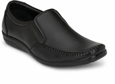 FENTACIA Slip On For Men(Black , 7)