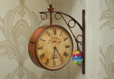 Nutts Analog 16 cm X 6 cm Wall Clock(Brown, With Glass, Double-Sided)