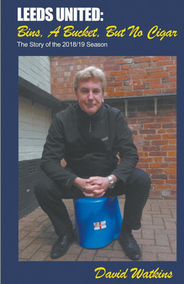 Leeds United(English, Paperback, Watkins David)