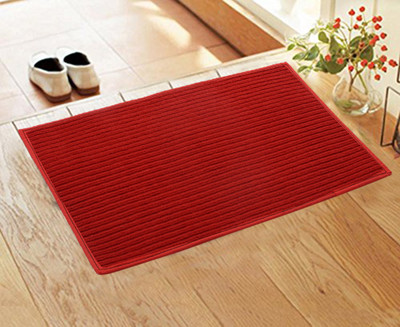 KUBER INDUSTRIES Microfiber Door Mat(Red, Free)