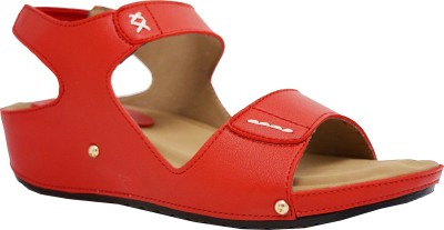 Exotique Women Red Wedges