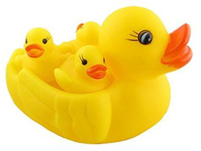 VINMOT Duck Family Baby Bathing 4 Pcs Set Yellow Ducklings Toys with Chu Chu Sound Bath Toy(Yellow)