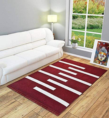 Flipkart SmartBuy Maroon Chenille Carpet(4 ft,  X 7 ft, Rectangle)
