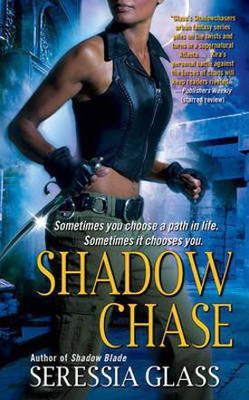 Shadow Chase(English, Electronic book text, Glass Seressia)