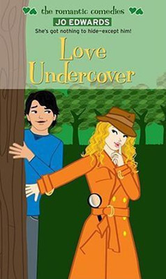 Love Undercover(English, Paperback, Edwards Jo)