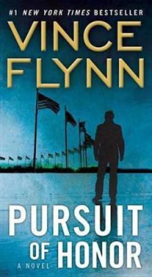 Pursuit of Honor(English, Electronic book text, Flynn Vince)