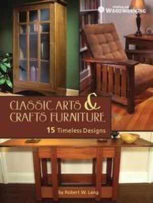 Classic Arts & Crafts Furniture(English, Paperback, Lang Robert W.)