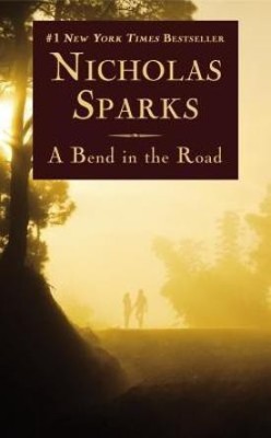 A Bend in the Road(English, Paperback, Sparks Nicholas)