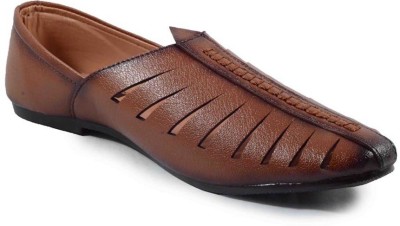 Barton Barton Mojaris Nagra Juti Casual Sandals Shoes Mocassin For Men Mojaris For Men(Brown , 8)