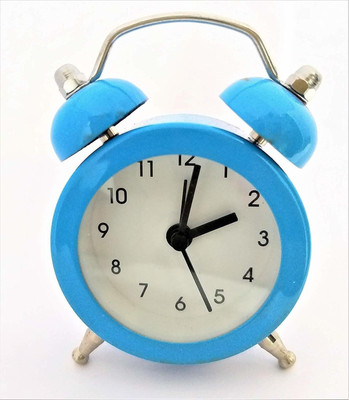 Triangle Ant Analog Blue Clock