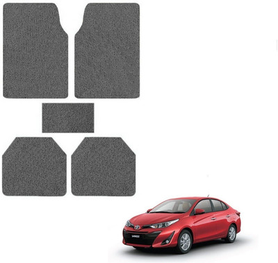 AuTO ADDiCT PVC Standard Mat For  Toyota Yaris(Grey)