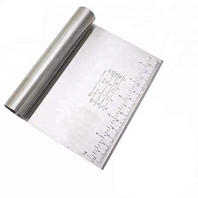 Yutiriti 1 Piece Stainless Steel Smooth Edge Pizza Dough Scraper Cutter with Measurement Pastry Cutter