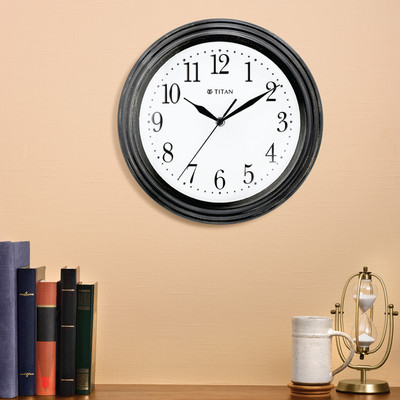 Titan analog 30 cm new arrivals x 30 cm wall clock