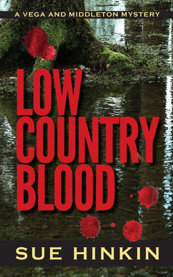Low Country Blood(English, Paperback, Hinkin Sue)