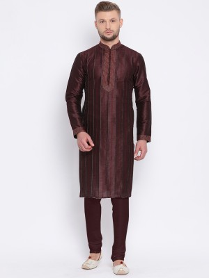 Sanwara Men Embellished Straight Kurta(Maroon)