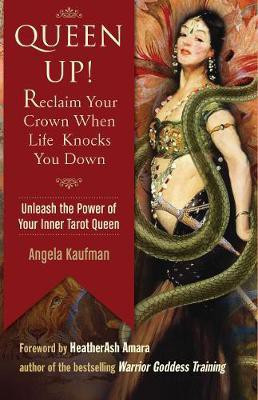 Queen Up!(English, Paperback, Kaufman Angela)
