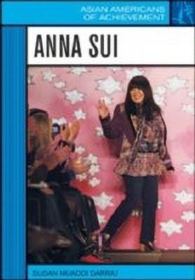 Anna Sui(English, Hardcover, Darraj Susan Muaddi)