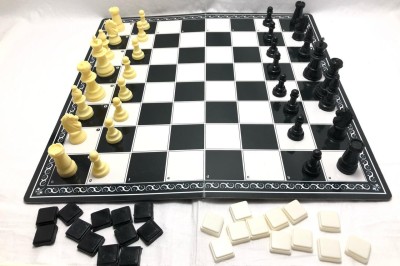 Mubco Game of Chess Challenge The Battle to Become Grand Master Strategy & War Games Board Game