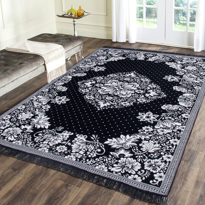 Flipkart SmartBuy Black Chenille Area Rug(5 ft,  X 6 ft, Rectangle)