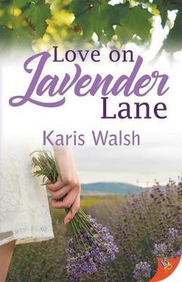 Love on Lavender Lane(English, Paperback, Walsh Karis)