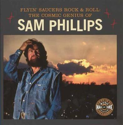 Flyin' Saucers and Rock and Roll(English, Paperback, Museum Country Music Hall of Fame and)