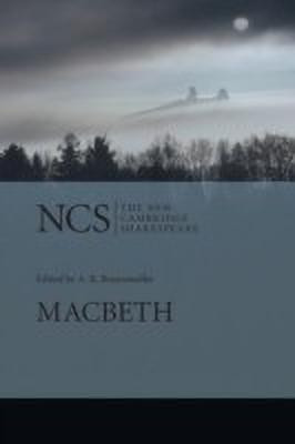 Macbeth(English, Paperback, Shakespeare William)