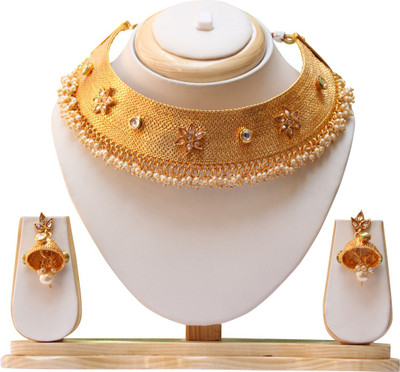 Swarajshop Alloy Gold-plated White Jewellery Set(Pack of 1)