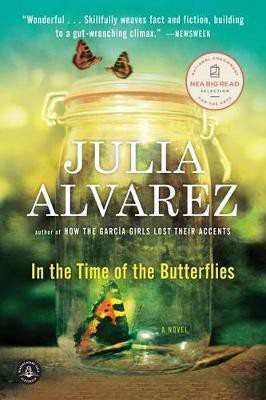 In the Time of the Butterflies(English, Paperback, Alvarez Julia)