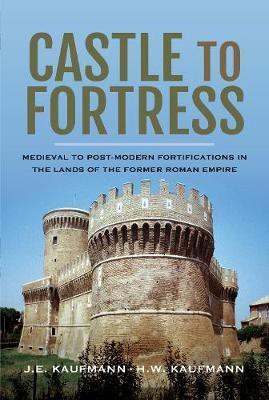 Castle to Fortress(English, Hardcover, E Kaufmann, J)