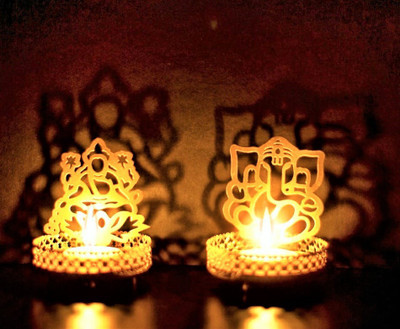 Flipkart SmartBuy Iron Tealight Holder Set(Gold, Pack of 2)