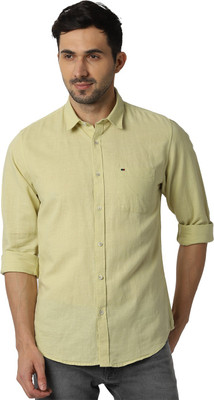 Peter England Men Solid Casual Green Shirt