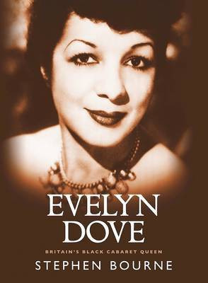 Evelyn Dove(English, Paperback, Bourne Stephen)