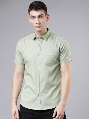 LOCOMOTIVE Men Solid Casual Green Shirt