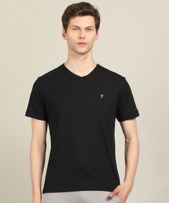 van-heusen-solid-men-v-neck-black-t-shirt