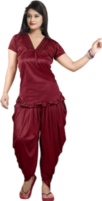 Divine Paridhaan Women Solid Maroon Night Suit Set