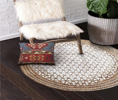 The Home Talk Beige Jute Area Rug(3 ft,  X 3 ft, Circle)