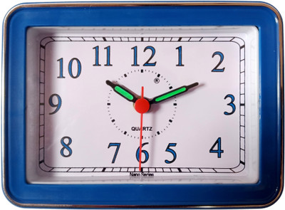 greatelms Analog Blue Clock