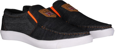 puma velocity tetron ii idp black & white sneakers