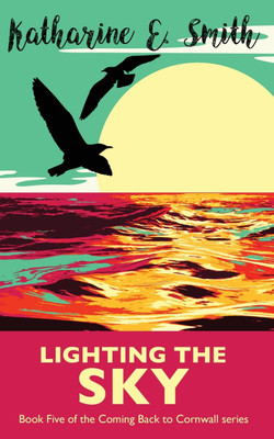 Lighting the Sky(English, Paperback, Smith Katharine E)