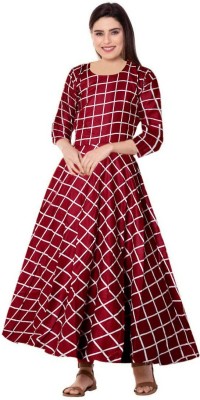 SILVER ORGANISATION Women Printed, Embellished Flared Kurta(White, Maroon)