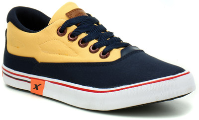 26 OFF on SPARX SM 322 Sneakers For Men Navy Yellow on Flipkart