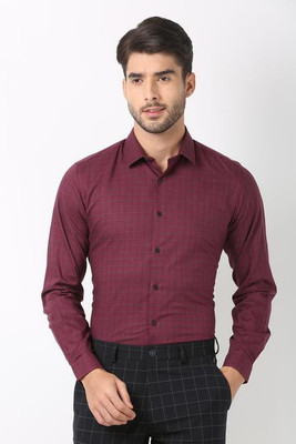 louis-philippe-athwork-men-checkered-formal-maroon-shirt