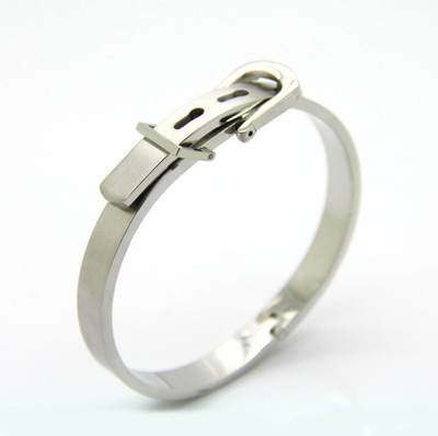 TOFFCRAFT Metal Bracelet
