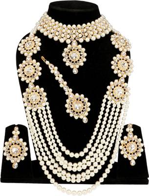 Urbanela necklace shop