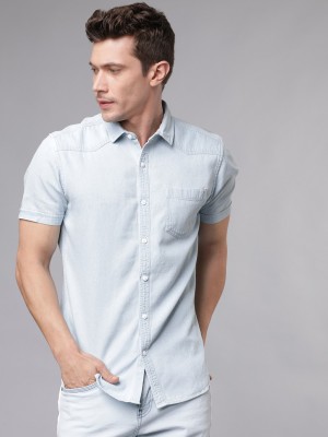 LOCOMOTIVE Men Solid Casual Light Blue Shirt